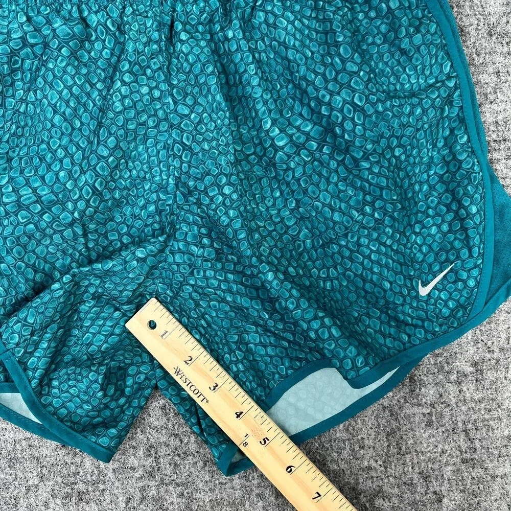Nike Girls Running Gym Shorts Extra Large Green Alligator‎ Print Lined Dri-fit
